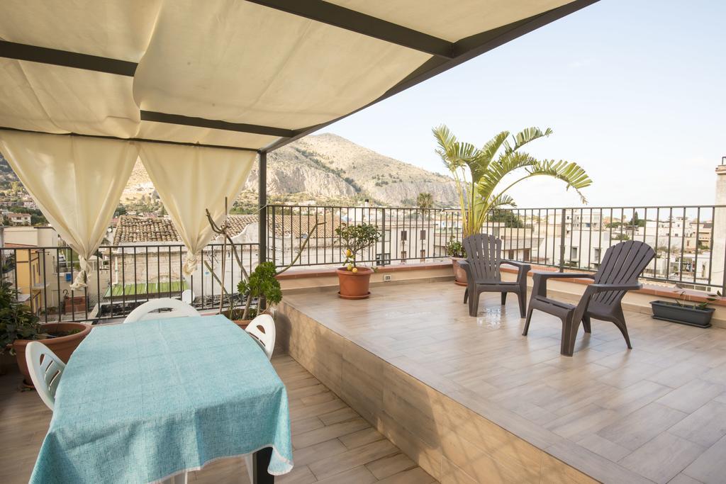モンデッロLa Terrazza Del Baglioアパートメント エクステリア 写真